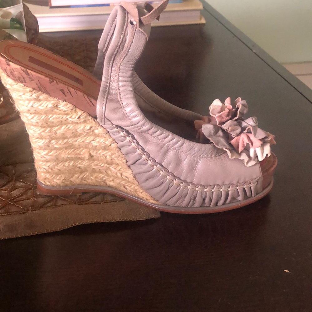 Sandals - Picture 9 of 11